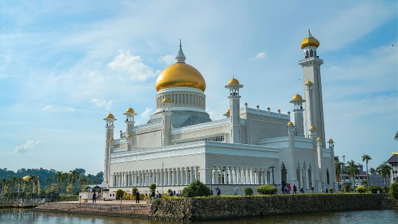 汶萊|【港口接駁】皇家博物館+水上村一日遊【10小時包車】