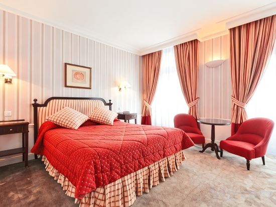 Golden Tulip Washington Opéra Room Type - 2 Connecting Rooms (6 People)