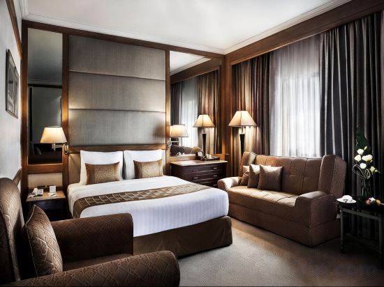 Arnoma Hotel Bangkok Room Type - Junior Suite King Club
