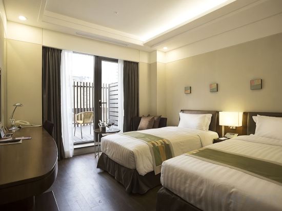 Seoul Garden Hotel Room Type - Standard Twin Room with Terrace Seoul Garden Hotel Room Type - Standard Twin Room with Terrace