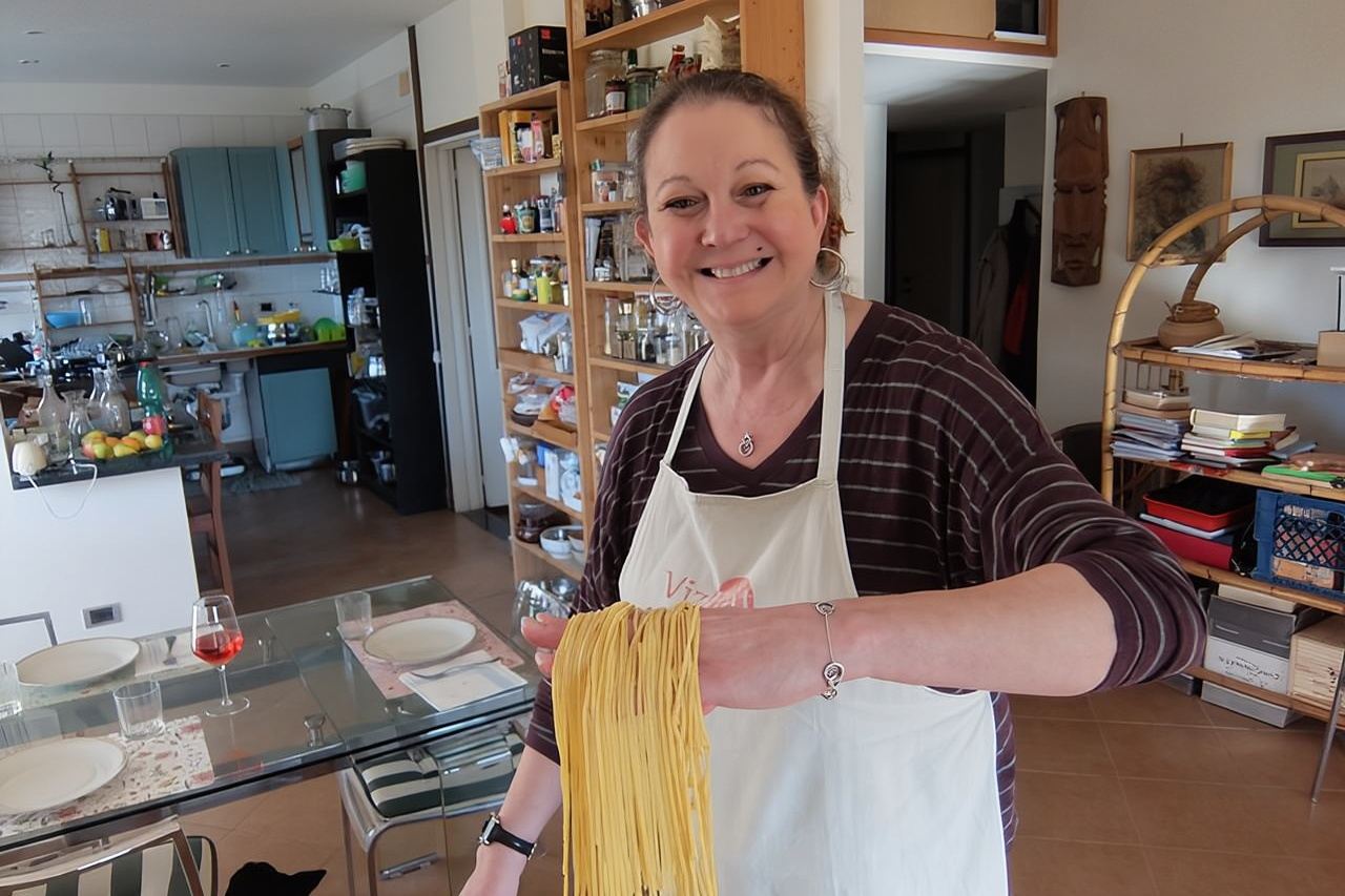 Home Cooking in Testaccio: Cacio e Pepe, Amatriciana, Carbonara