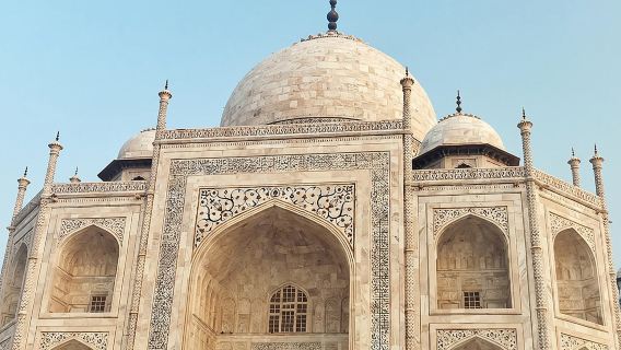 ทัวร์ชมพระอาทิตย์ขึ้นที่ทัชมาฮาล ป้อมอักรา และพระราชวังเบบี้ทัช จากนิวเดลี