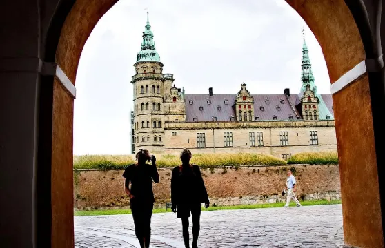 哈姆雷特與瑞典一日遊 — 一天玩盡兩個國家!