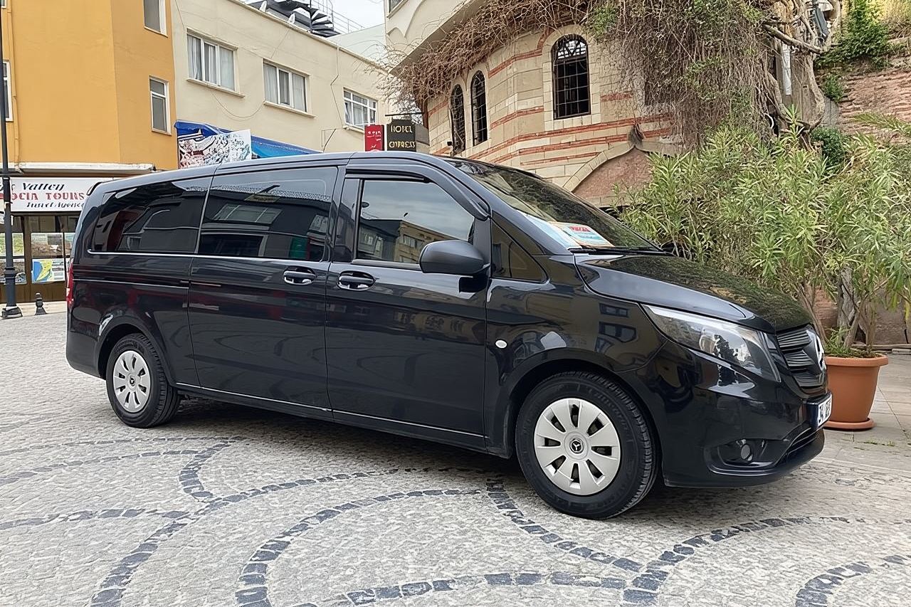 Privater Mietwagen mit Fahrer in Istanbul