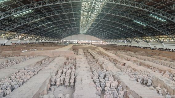 西安秦始皇兵馬俑博物館入場門票+精品小團導覽講解【含入場門票丨2-12人小團丨可選時段丨資深老師講解丨贈耳麥】