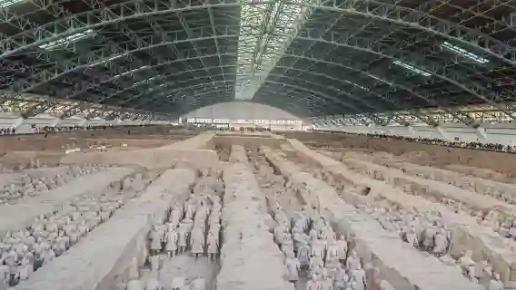 西安秦始皇兵馬俑博物館入場門票+精品小團導覽講解【含入場門票丨2-12人小團丨可選時段丨資深老師講解丨贈耳麥】