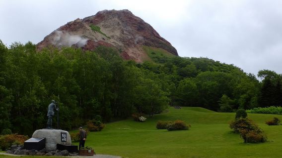 【日本北海道】富田農場＆四季彩之丘＆青池一日遊