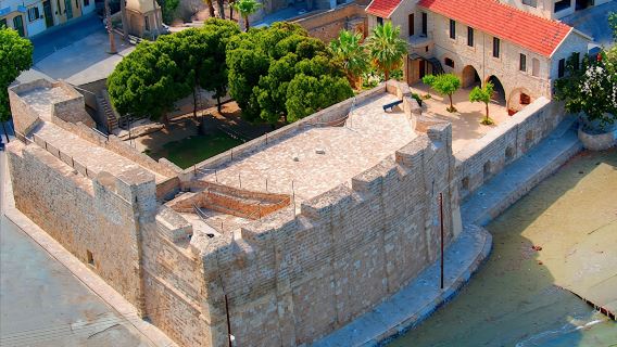 Sejarah, Alam & Seni: Sehari di Larnaca-Ayia Napa dari Pafos