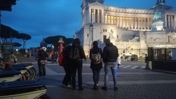 Rome: E-Bike Sunset Tour with Pizza Option