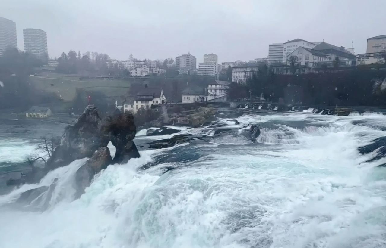 蘇黎世出發一日遊：萊茵瀑布+沙夫豪森小鎮漫步