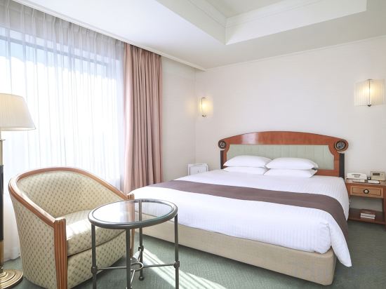 Hotel East 21 Tokyo Room Type - Early Check Out 9 AM - Standard Double Room - Non-Smoking (2 Adult)