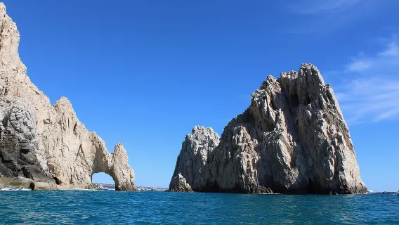 Shared Tour to the Arch of Cabo San Lucas
