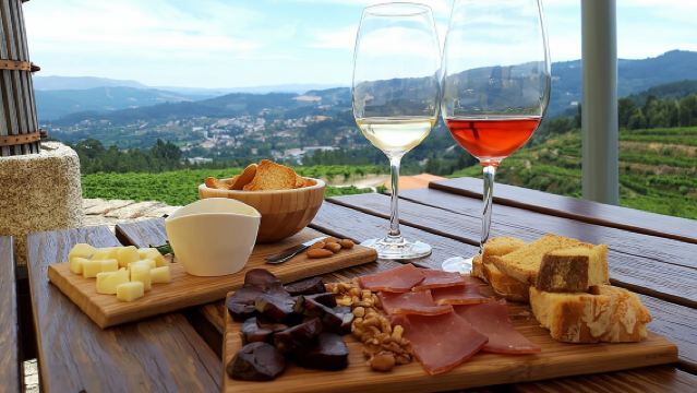 รสชาติคลาสสิก|- ควินตา-เด-ซานตาคริสตินา-วินโญ-เบร์เด