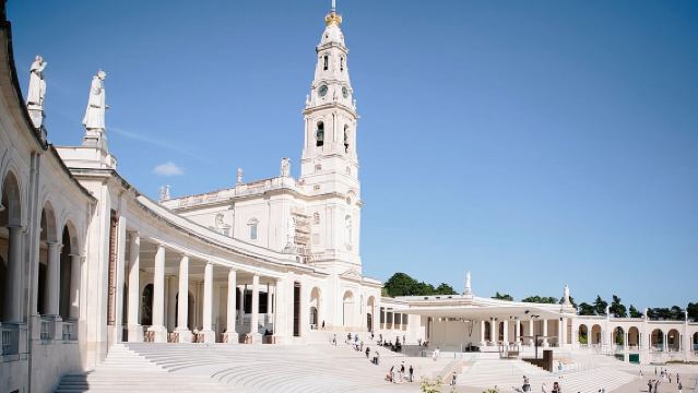 From Porto: Fátima and Coimbra Full Day Tour 