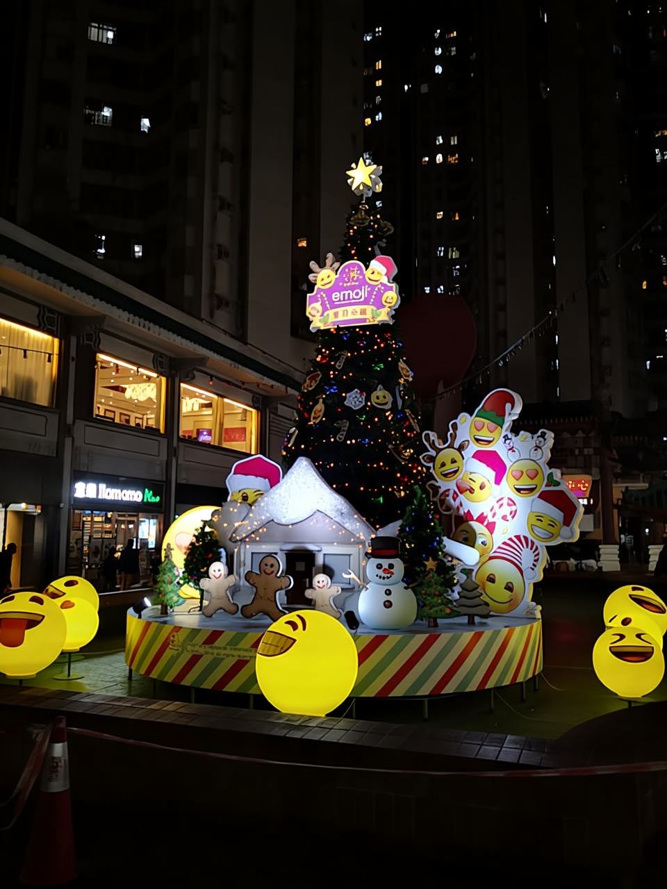 Senderismo en Aberdeen al atardecer en Hong Kong por Brick Hill