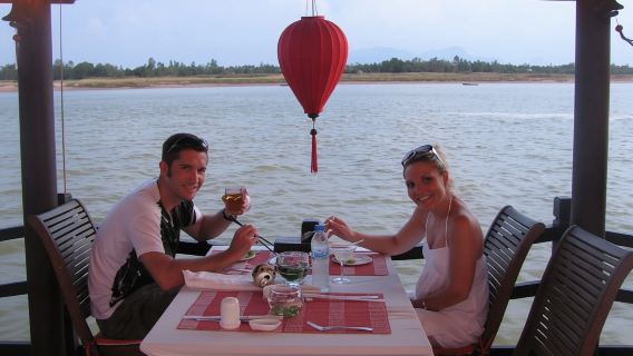 Du thuyền ngắm hoàng hôn lãng mạn tại Hội An