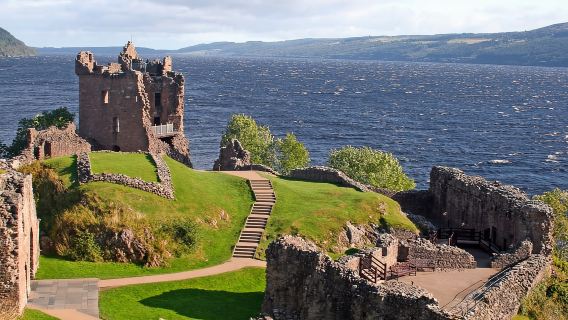 Dari Inverness: Pelayaran Loch Ness dan Kastil Urquhart