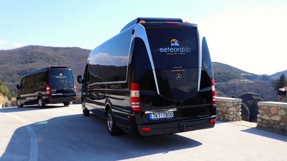 Meteora: Guided Sunset Tour with Monasteries and Caves Visit