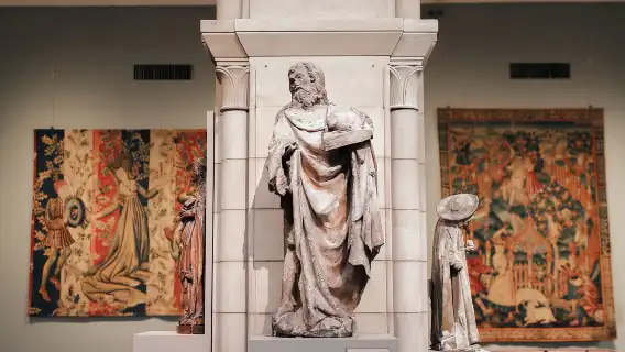 NYC: Meet the Met – Extended 3hr Small-Group Tour