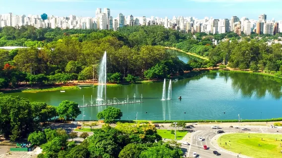 São Paulon bulevardi + Ruusujen talo + Ibi-puisto + Brasilian pioneerien veistosryhmä + Taidemuseo