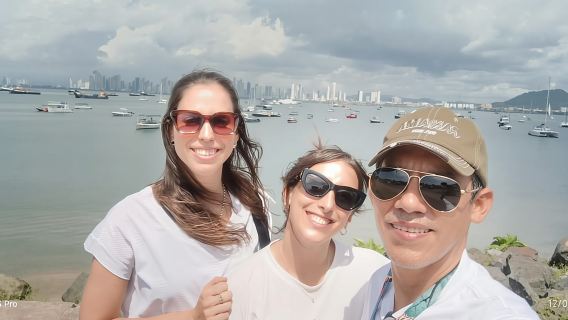 Panama City & Canal Tour: Small Group Miraflores & Casco