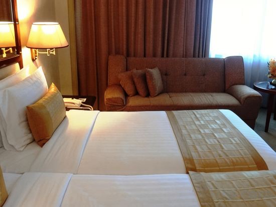 Arnoma Hotel Bangkok Room Type - Deluxe King Room