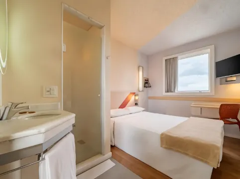 宜必思快捷聖保羅保利斯塔飯店