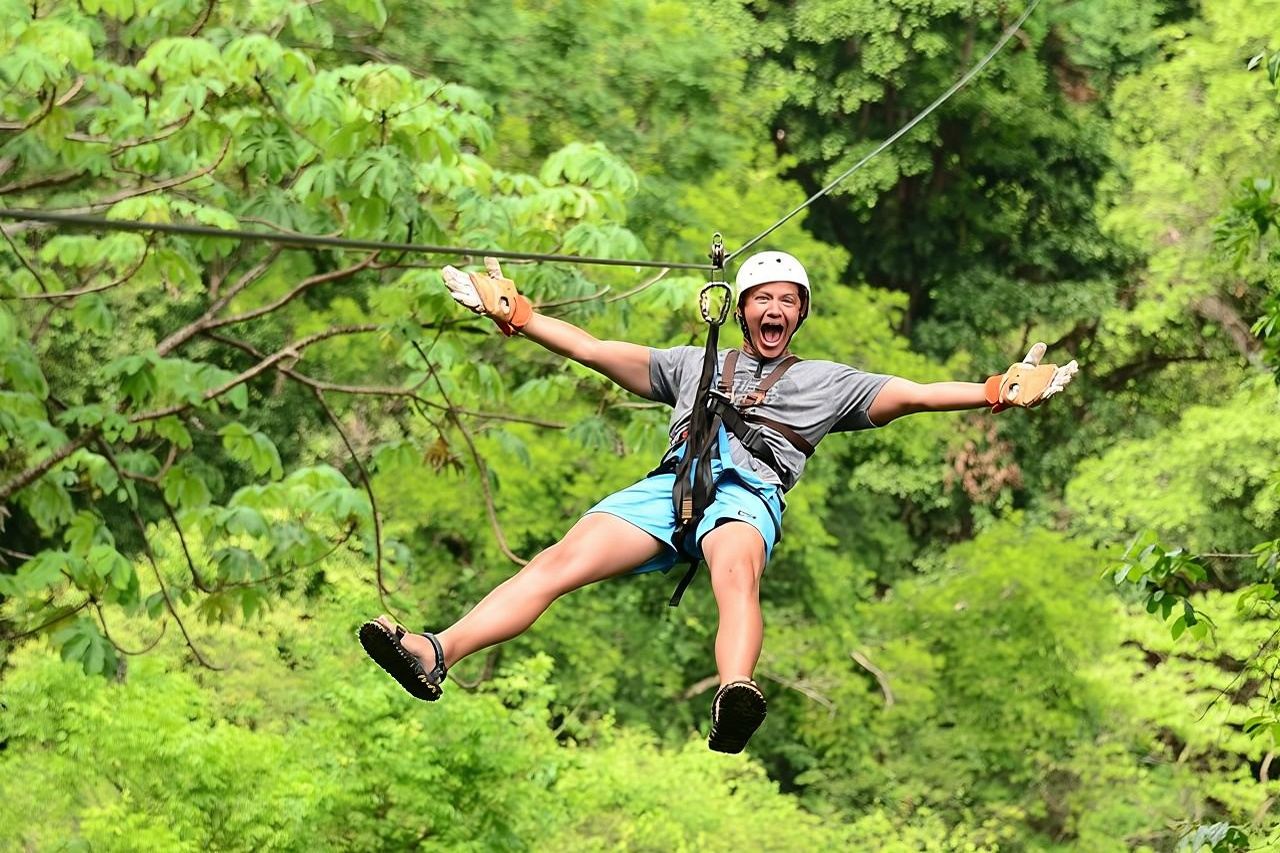 Ocean views Zip Line Canopy Tour in Jaco Beach and Los Suenos