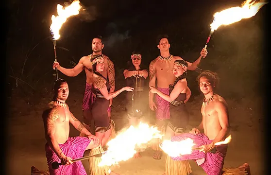 代托納海灘波利尼西亞火焰晚餐秀門票