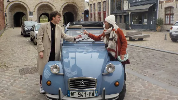 Private Lille Tour by Classic Convertible 2CV with Champagne