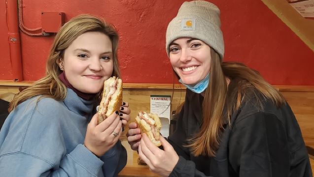 New Orleans Food Walking Tour of the French Quarter with Small-Group Option