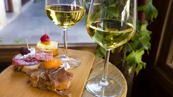 Venice Bacaro Food Tour - Eat and Drink like a Venetian