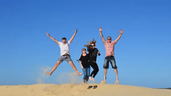 포트 스티븐스, 해변 및 모래 언덕 4WD 승객 투어