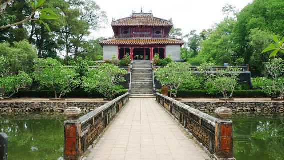 HueTours