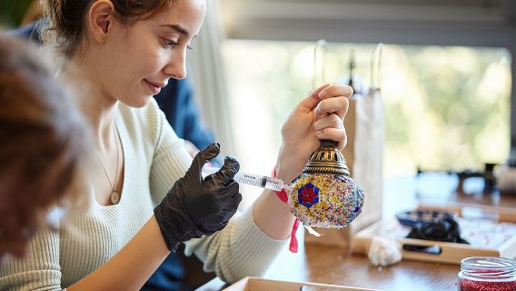 Cappadoce : Atelier de lampes traditionnelles turques en mosaïque