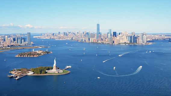 Statue of Liberty, Ellis Island, and Brooklyn Bridge Happy Hour Cruise