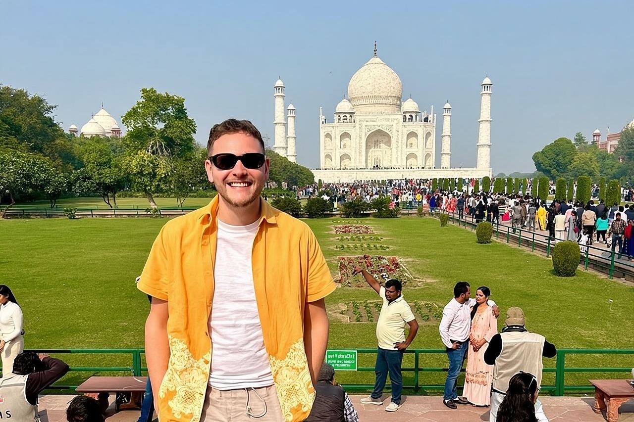 Taj Mahal Day Tour from Delhi: Private Car, Agra Fort & Baby Taj