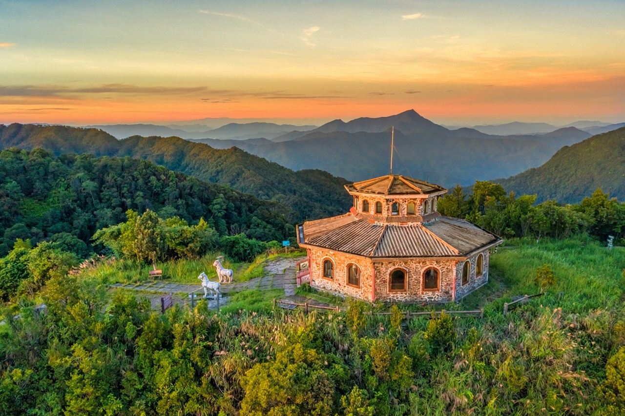 Partenza da Hue|Tour del Parco Nazionale di Bach Ma - tour organizzati
