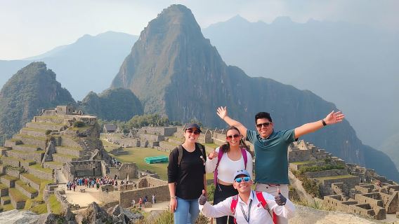 Machu Picchu: Reiseleiterservice & Eintrittskarte Rundweg 2
