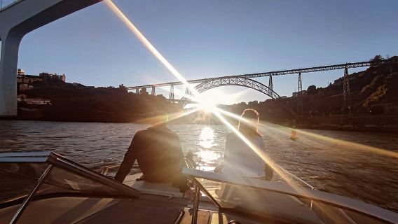 Porto: 6 Bridges and Ribeira Boat Tour with Sunset Option