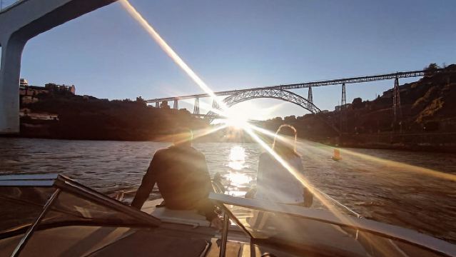 ปอร์โต: ทัวร์เรือชมสะพาน 6 แห่งและย่านรีไบรา พร้อมตัวเลือกชมพระอาทิตย์ตก