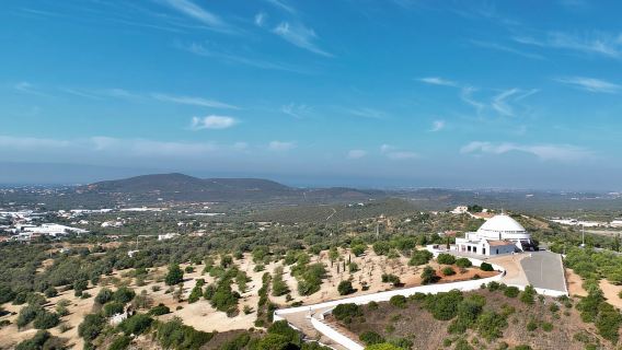 Descubra Loulé: tour guiado de aventura de 3 horas en moto eléctrica