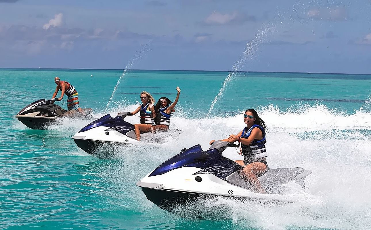 Da Nang Dal Mare all'Anima: Divertimento Acquatico e Sapori Locali