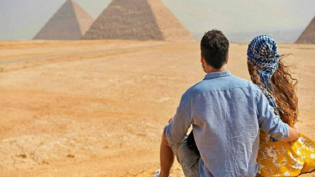 From Hurghada: Cairo by Flight