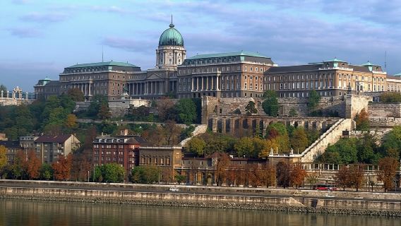 Explore Budapest - Full-Day Tour 