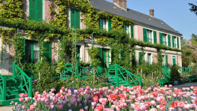 Lawatan Sehari Kumpulan Kecil 2-8 Orang Berbahasa Cina ke Istana Versailles, Fondation Claude Monet dan Kampung Van Gogh dengan Pengangkutan Hotel di Perancis