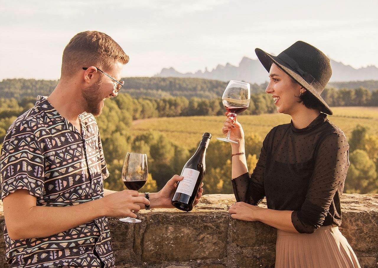 บาร์เซโลนา ทัวร์ครึ่งวันอารามมอนต์เซอร์รัต + อาหารและไวน์ (ทัวร์ภาษาอังกฤษ)