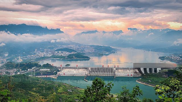 三峽大壩半日遊