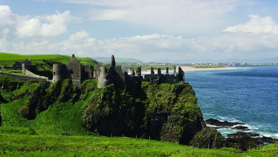 Giant's Causeway & Titanic Belfast 1-day tour (Departing from Dublin)