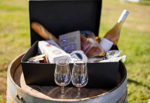Brisbane Sirromet Wines Exploration Tour (Winery Visit/Wine Tasting/Behind-the-Scenes Stories/Lunch) AUD 32.61